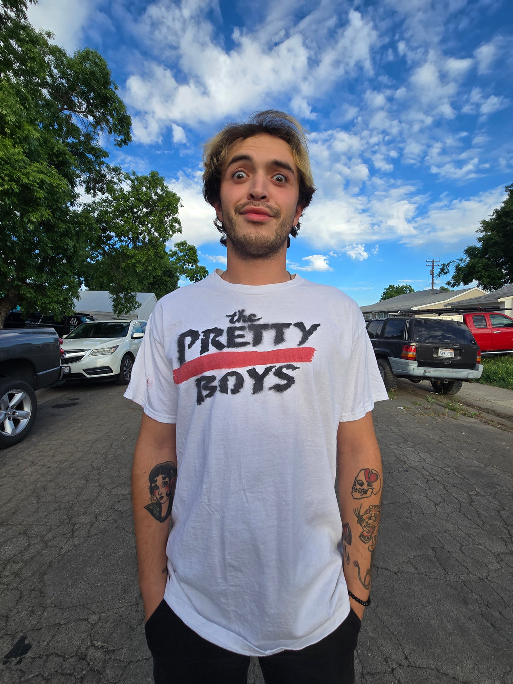 RED AND WHITE - T SHIRT (more coming soon)