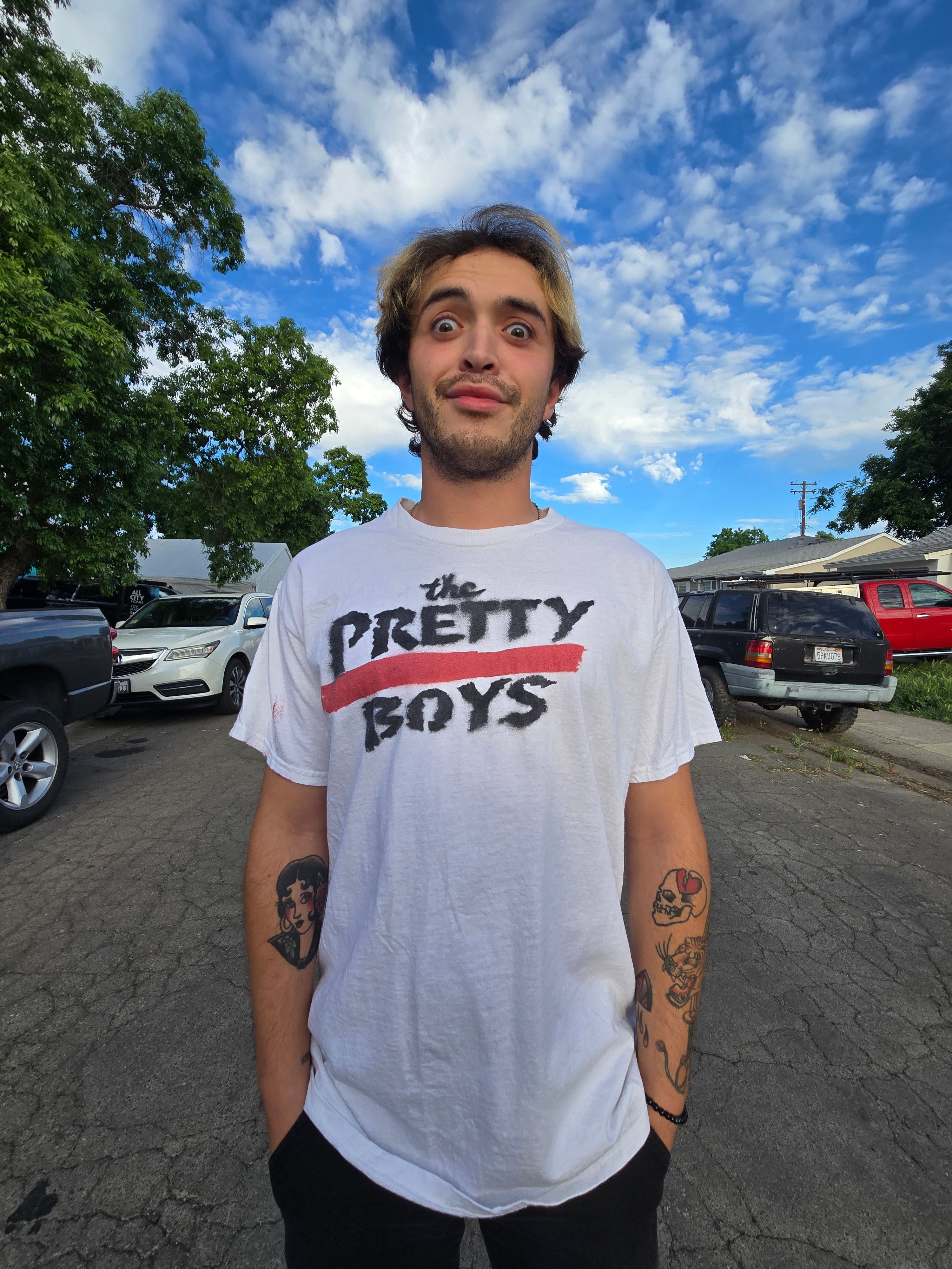 RED AND WHITE - T SHIRT (more coming soon)